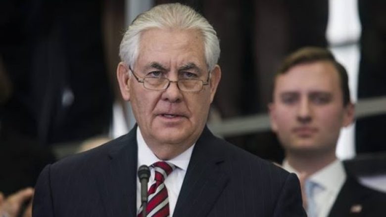 Tillerson: Nuk i heqim sanksionet deri sa Moska të mos i përmbushë detyrimet