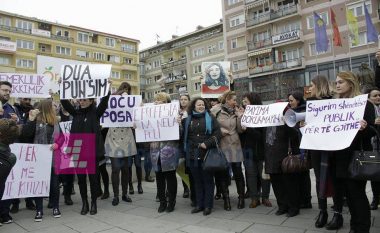Në Prishtinë marshohet për 8 Mars