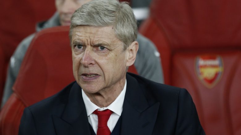 Wenger: Luajtëm mirë deri te kartoni i kuq