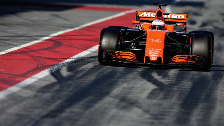 Alonso: McLaren duhet ta përmirësojë motorin