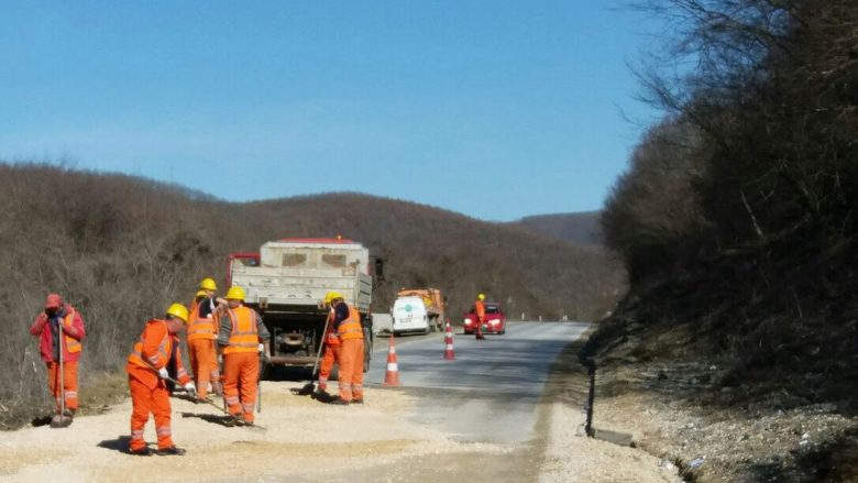 Nis sanimi i rrugës afër Liqenit të Badovcit