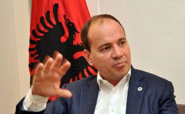 Presidenti Nishani dënon dhunën e ushtruar në Parlamentin e Maqedonisë