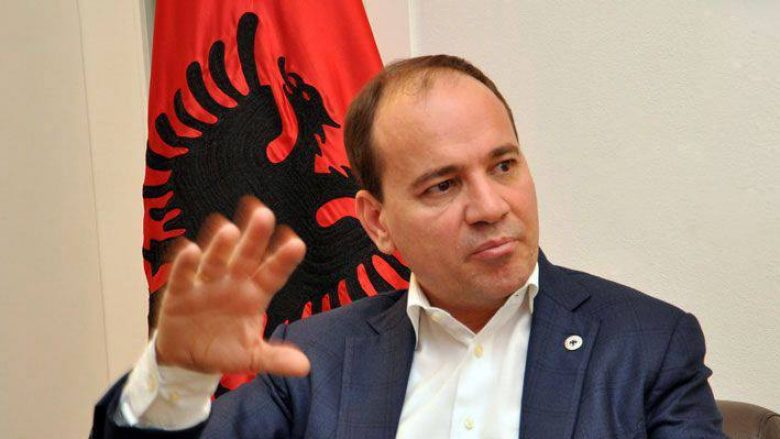 Presidenti Nishani dënon dhunën e ushtruar në Parlamentin e Maqedonisë