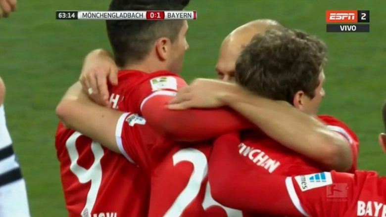 Muller kalon Bayernin në epërsi ndaj Monchengladbach (Video)