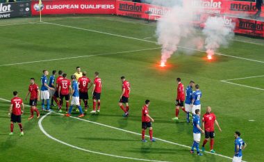 Ekskluzive/ Lojtarët kryesorë largohen nga Kombëtarja shqiptare, përplasje me De Biasin