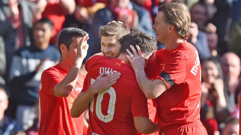 Si në kohët e vjetra – Gerrard asiston, Owen kalon legjendat e Liverpoolit në epërsi ndaj Realit (Video)