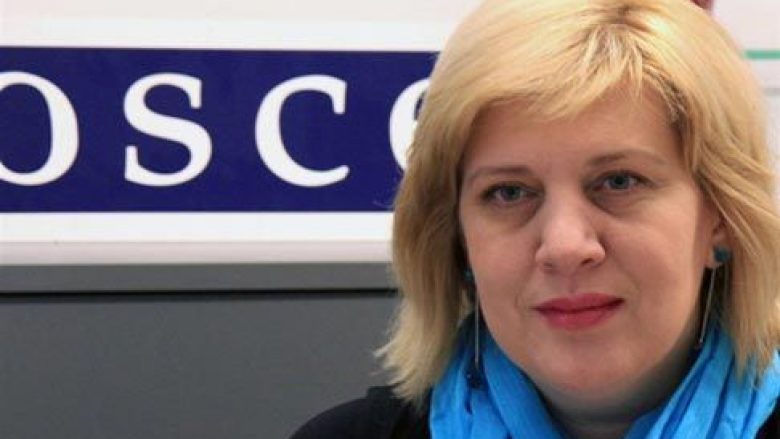 Mijatoviç: Organet kompetente të sigurojnë gazetarin Jovanovski