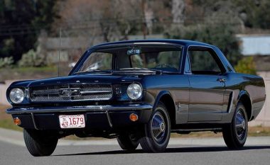 Ford Mustang nga seria e parë e prodhimit, del në ankand me çmim mjaft të lartë (Foto)