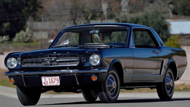 Ford Mustang nga seria e parë e prodhimit, del në ankand me çmim mjaft të lartë (Foto)