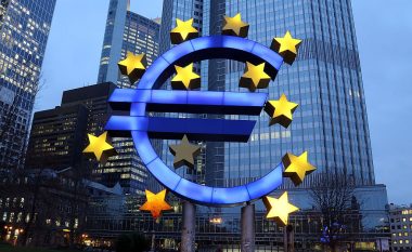 Ngadalësohet sërish dhënia e kredive në Eurozonë