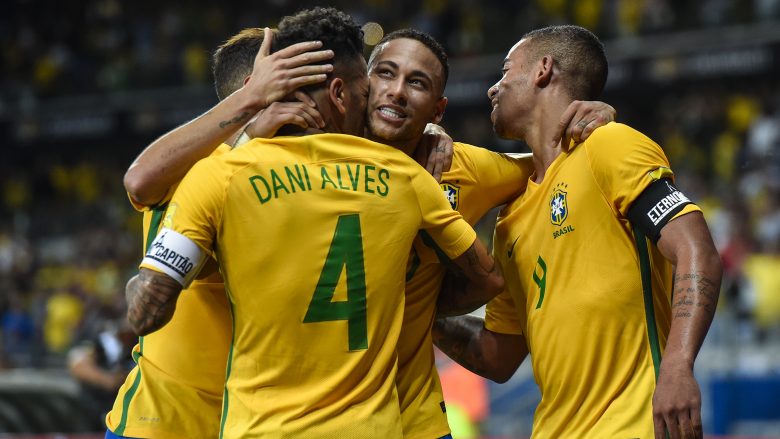 Brazili publikon listën për dy ndeshjet e ardhshme, mungon Neymar, kthehet Alex Sandro