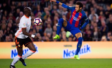 Neymar ‘dridh’ Barcelonën: Dua të luaj në Ligën Premier