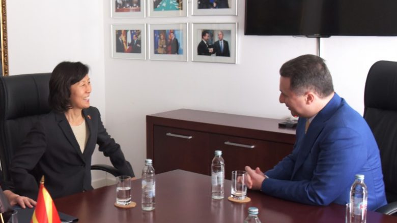Gruevski në takim me ambasadoren e Kinës, përsërit qëndimin e tij për zgjedhje të parakohshme