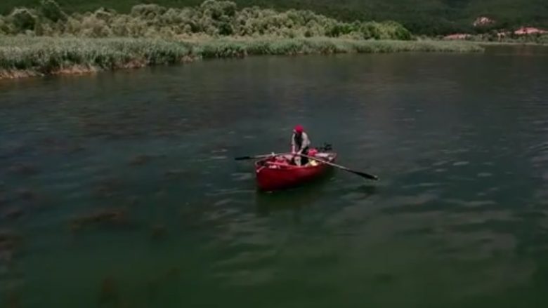 Pastrimi 15 vjeçar i Liqenit të Prespër në shirit filmi (Video)