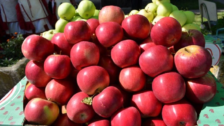 Qytetari nga Ohri mashtrohet për shitjen e 55 ton mollëve