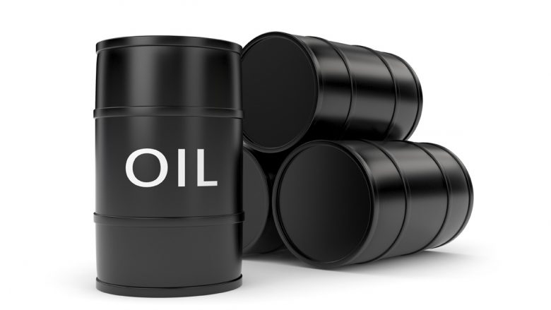 Nafta fillon javën me rënie
