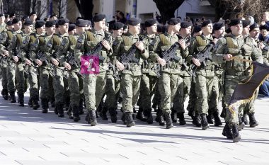 Asociacioni, kompromisi për ushtrinë dhe Demarkacionin