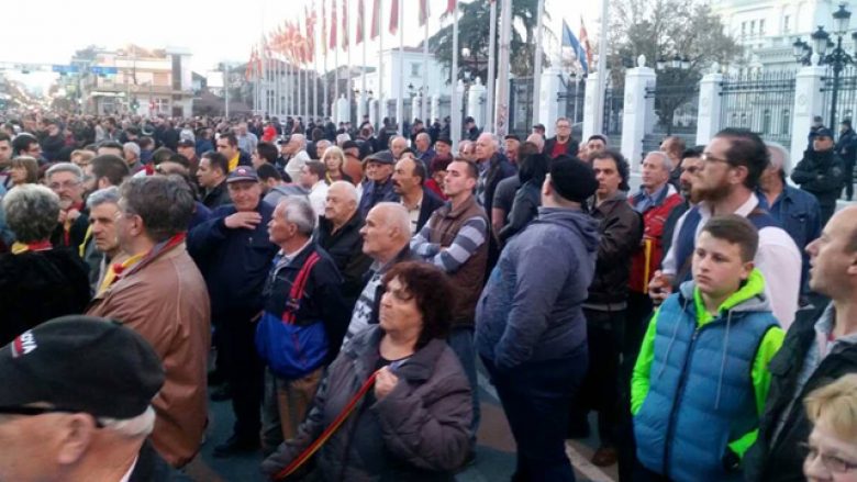 “Dhuna në protesta e nxitur nga politika” (Video)