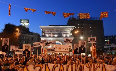 Protestuesit sonte para selisë së BE-së: Populli është ai që vendos