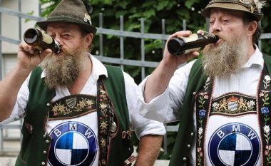 Punëtorët e dehur detyruan ndalimin e prodhimit në BMW për 40 minuta (Foto)
