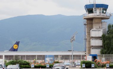 Aeroplani nuk mund të aterronte, shtyhet takimi mes Mogherinit dhe udhëheqësve të Bosnjë dhe Hercegovinës