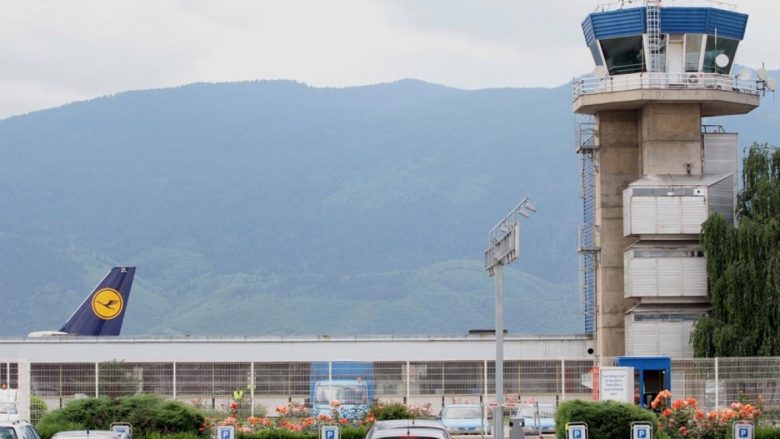 Aeroplani nuk mund të aterronte, shtyhet takimi mes Mogherinit dhe udhëheqësve të Bosnjë dhe Hercegovinës