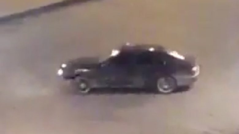 Gara të çmendura me vetura nëpër lagjet e Shkupit, policia nuk reagon (Video)