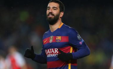 Arda Turan nuk largohet nga Barca