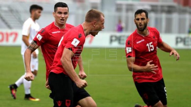 Shqipëria kthehet në lojë, shënon Balaj (Video)