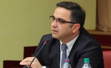 Tahiri i përgjigjet Vulinit: S’ka ndarje të Kosovës, Serbia duhet ta pranojë realitetin