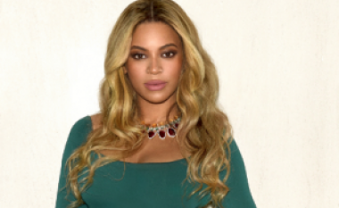 Beyonce po shijon shtatzëninë, shfaqet mahnitëse (Foto)