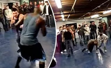 Momenti kur legjenda e boksit pa dorëza mposhti me nokaut truprojën e Jay Z (Video)
