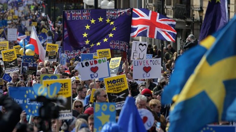 Marsh masiv në Londër, kundër Brexit-it