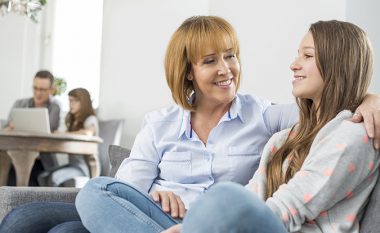 Prindërit vonë bisedojnë me fëmijët mbi seksin