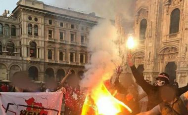 Tifozët e Zvezdës djegin flamurin shqiptar në Milano (Foto)