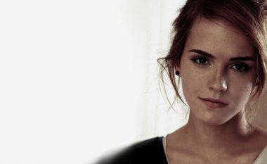 Pozat provokuese të Emma Watson, e quajnë hipokrite (Foto)