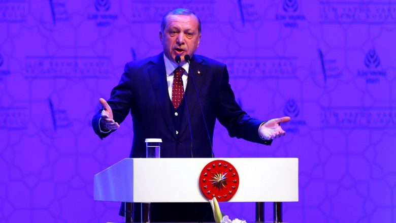 Erdogan: Ju më quani ‘diktator’, unë juve ‘nazistë’!