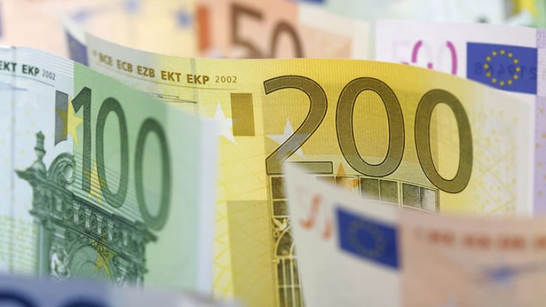 Në Tabanoc kapen para falso – Euro