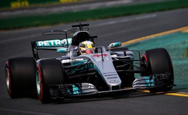 Lewis Hamilton më i miri në provat e lira