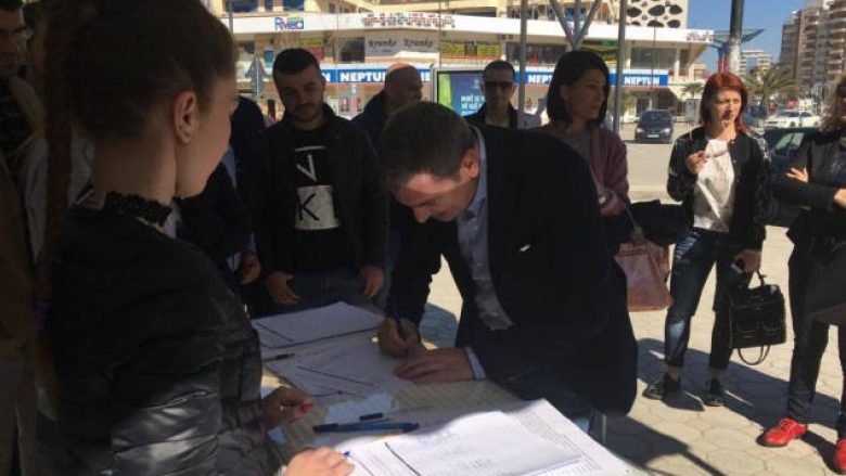 Gjiknuri firmos peticionin: Vetingu nuk ndalet