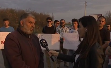 Protesta e banorëve të Hoçës së Madhe zmbraps deputetët e Serbisë