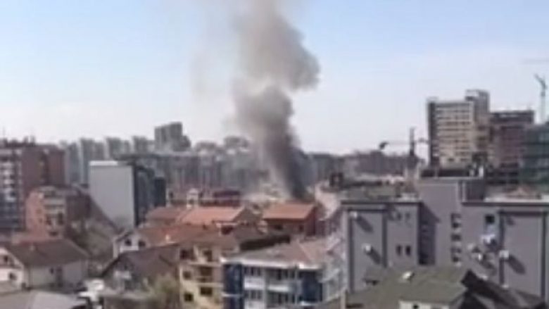 Zjarr në lagjen “Dardania” në Prishtinë (Foto)