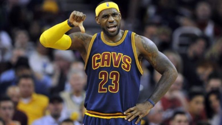 LeBron James me ‘triple-double’, por Cavaliers pëson humbje (Video)