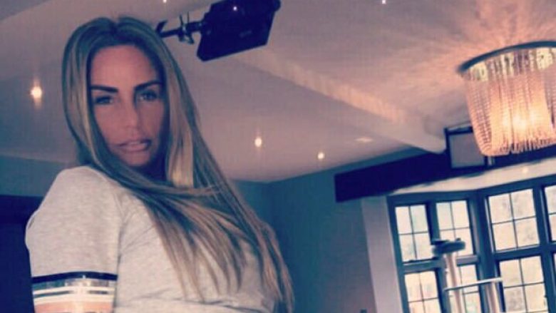 Ka pesë fëmijë dhe Katie Price ende në top formë! (Foto)