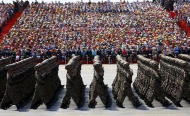 Kina rrit buxhetin për ushtrinë