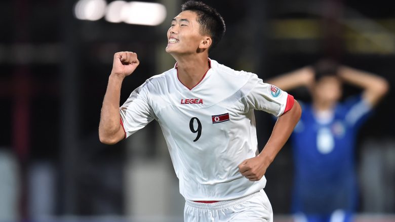 Shkruhet historia në Serie A, Cagliari nënshkruan me lojtarin e parë nga Koreja e Veriut