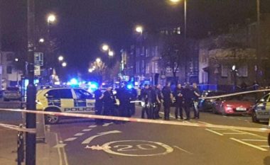 Makina drejt këmbësorëve në Londër, tre të plagosur rëndë (Video)