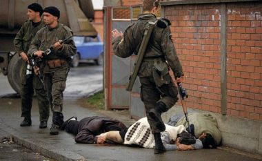 Ish-ushtari serb: Më kanë detyruar me forcë për të vrarë shqiptarë (Video)