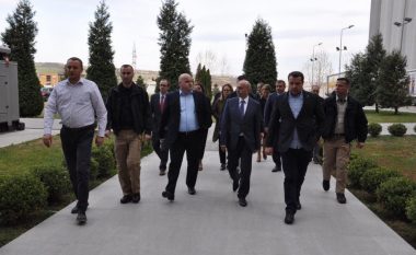 Kryeministri vizitoi Fabrikën e Miellit “M&Sillosi”
