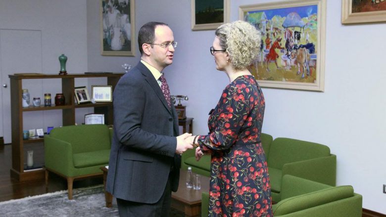 Ministrja e Integrimit vizitë në Shqipëri, koordinohen për proceset e integrimit